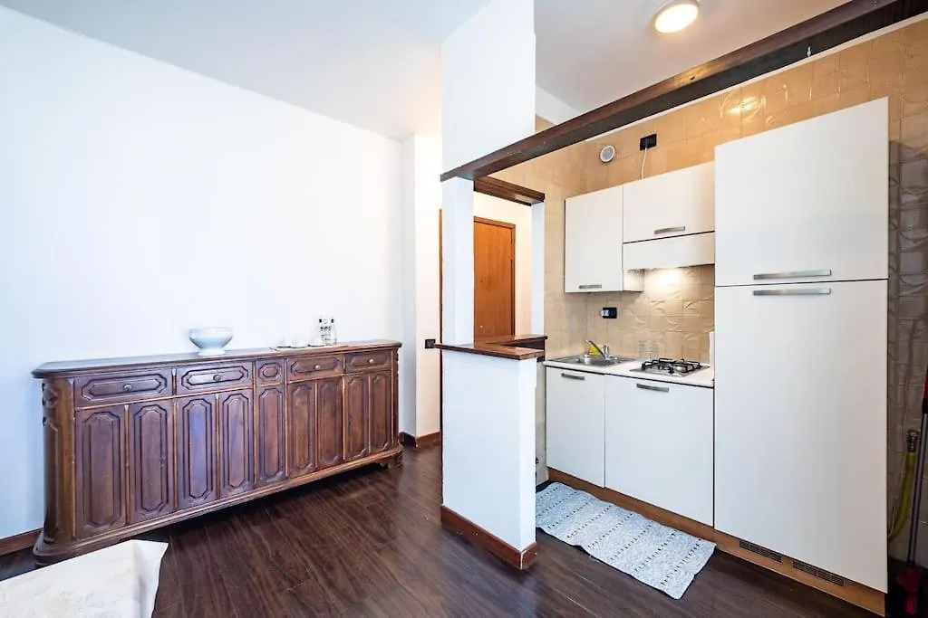 Casa Maggio Con Parcheggio E Pet Friendly! Appartement Verona